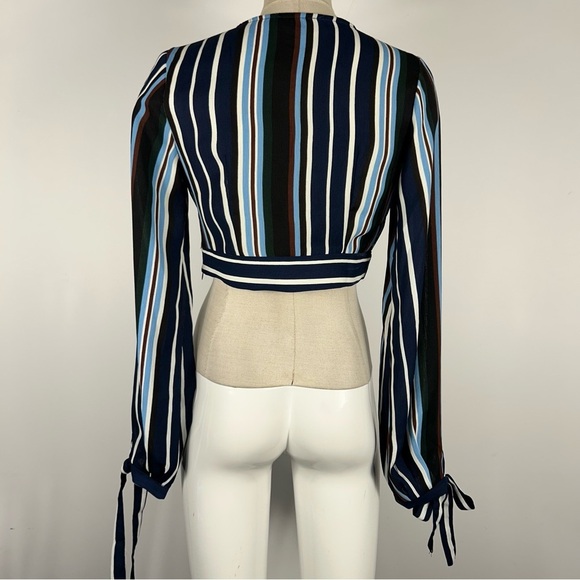 Essue Crop Top Faux Wrap Long Sleeve Multi Colored Chiffon Top Small NWT - Picture 4 of 10